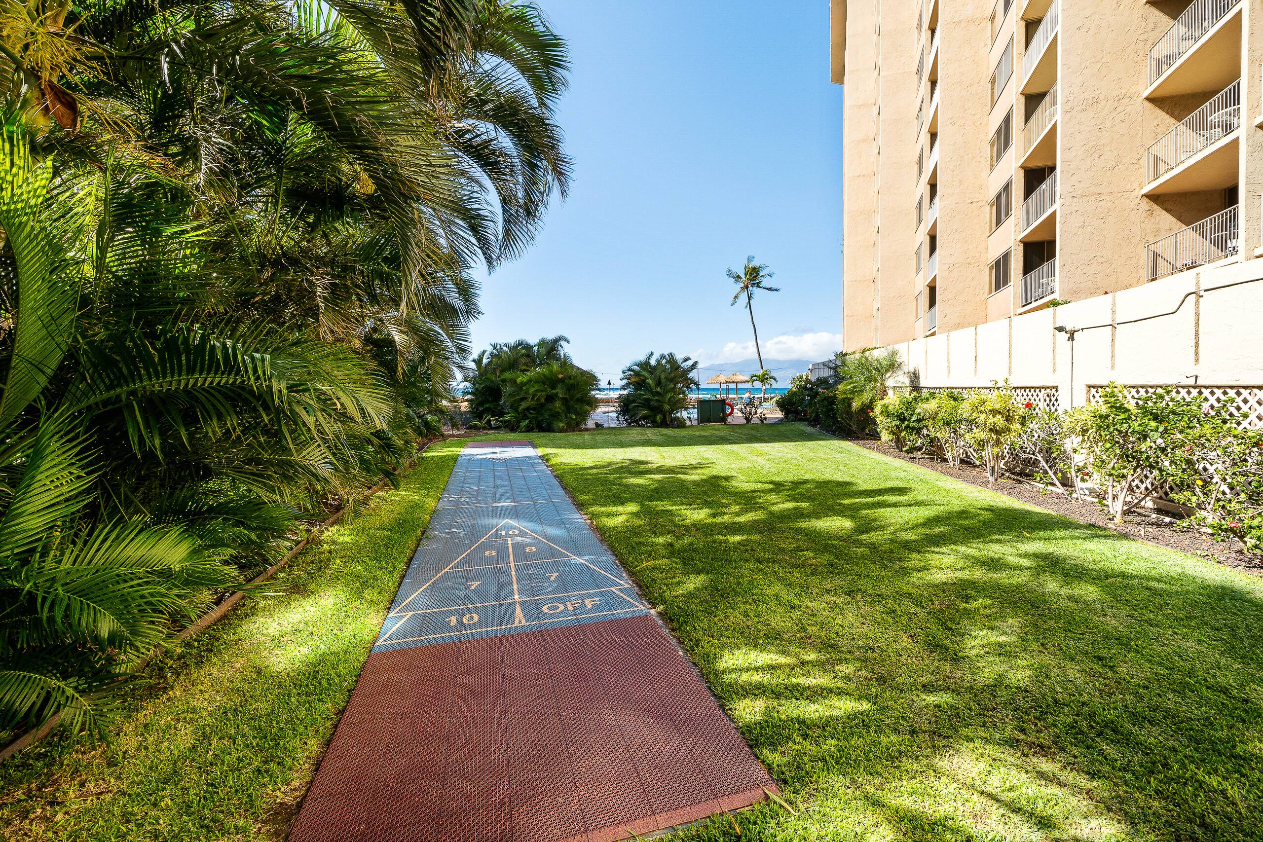 Condo in Lahaina · ★4.45 · 1 bedroom · 3 beds · 1 bath - Image 31