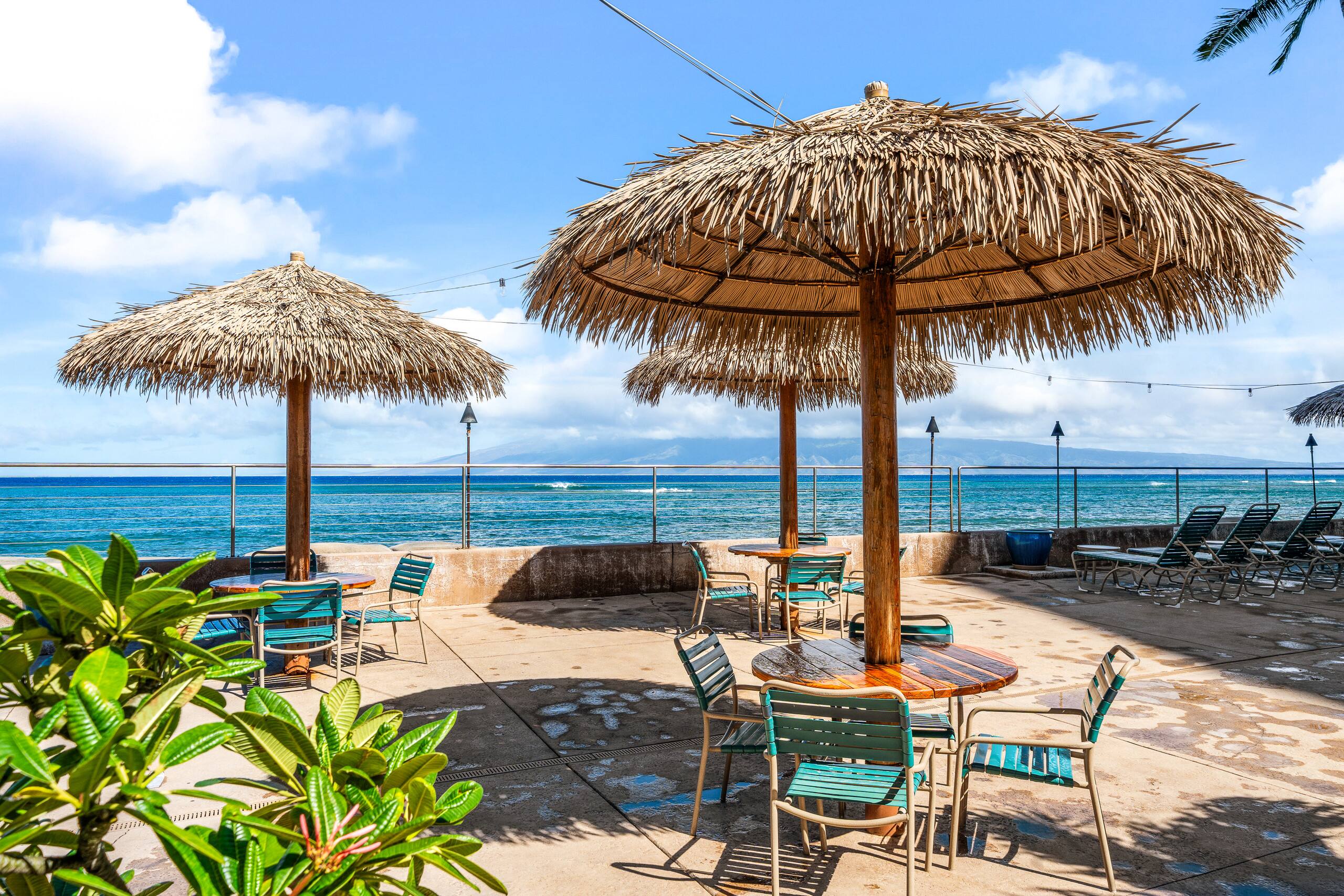 Condo in Lahaina · ★4.45 · 1 bedroom · 3 beds · 1 bath - Image 38