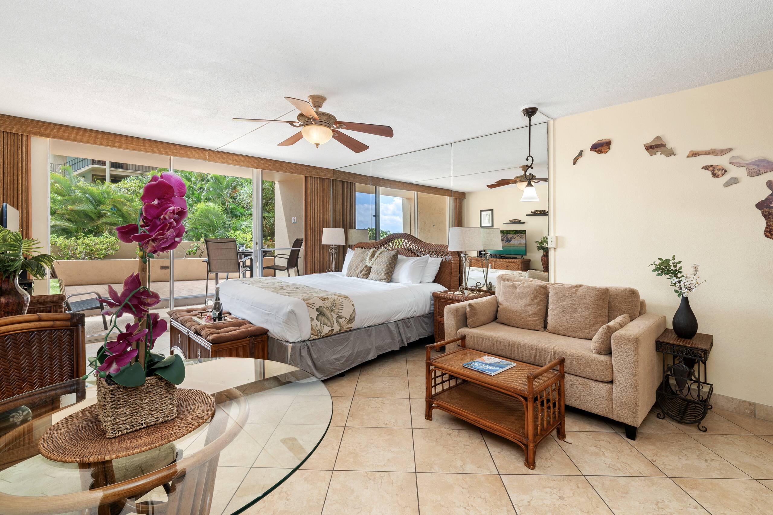 Condo in Lahaina · ★4.45 · 1 bedroom · 3 beds · 1 bath - Image 12