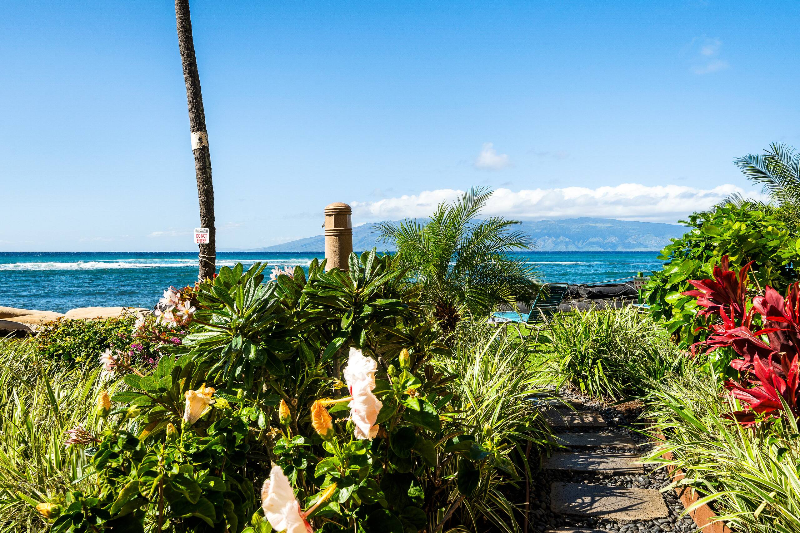 Condo in Lahaina · ★4.45 · 1 bedroom · 3 beds · 1 bath - Image 41