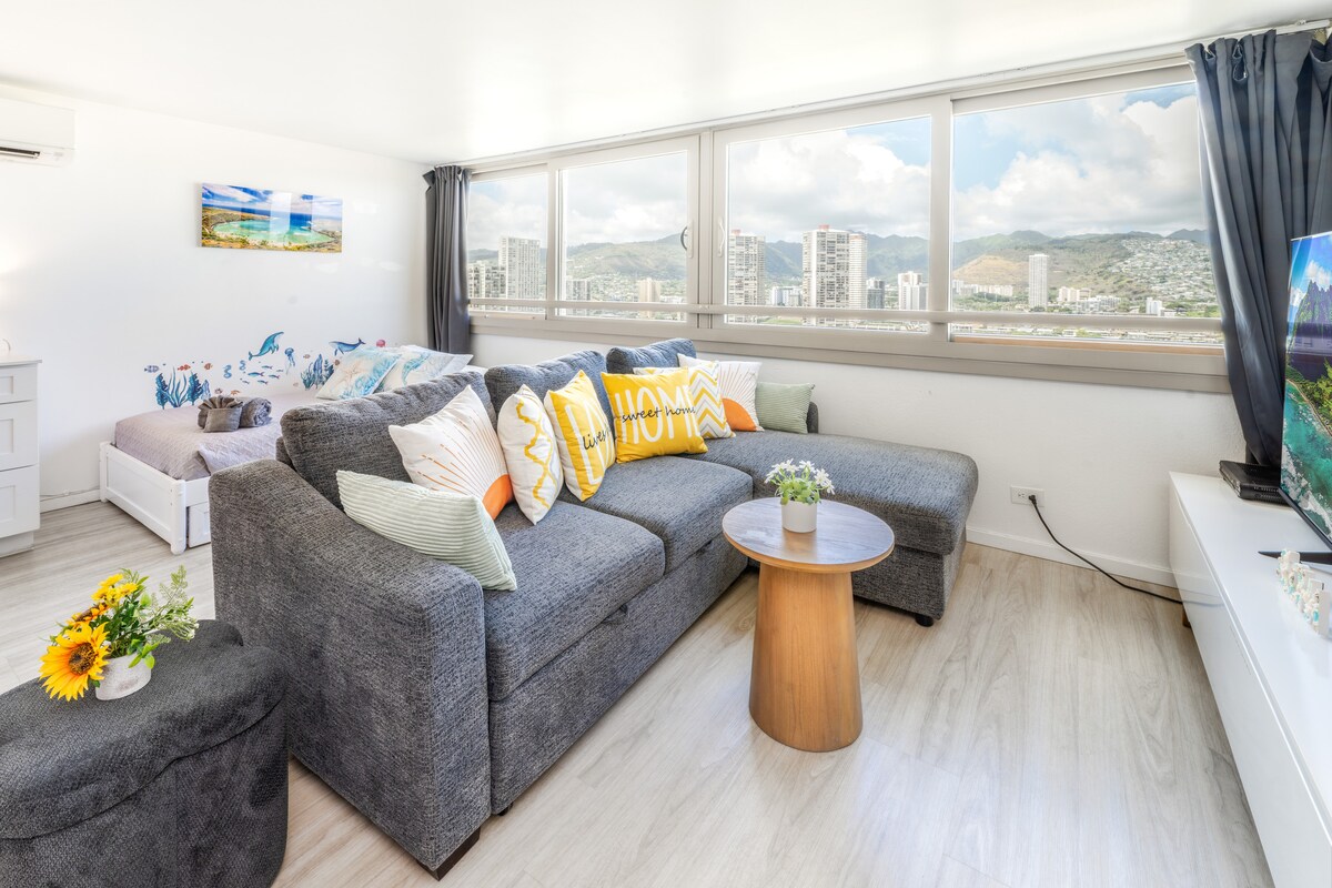 Top Airbnb: Great View &Waikiki Famliy Retreat in Urban Honolulu
