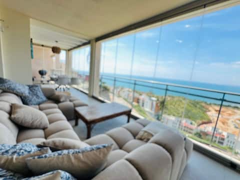 Fantastic apartment with sea view