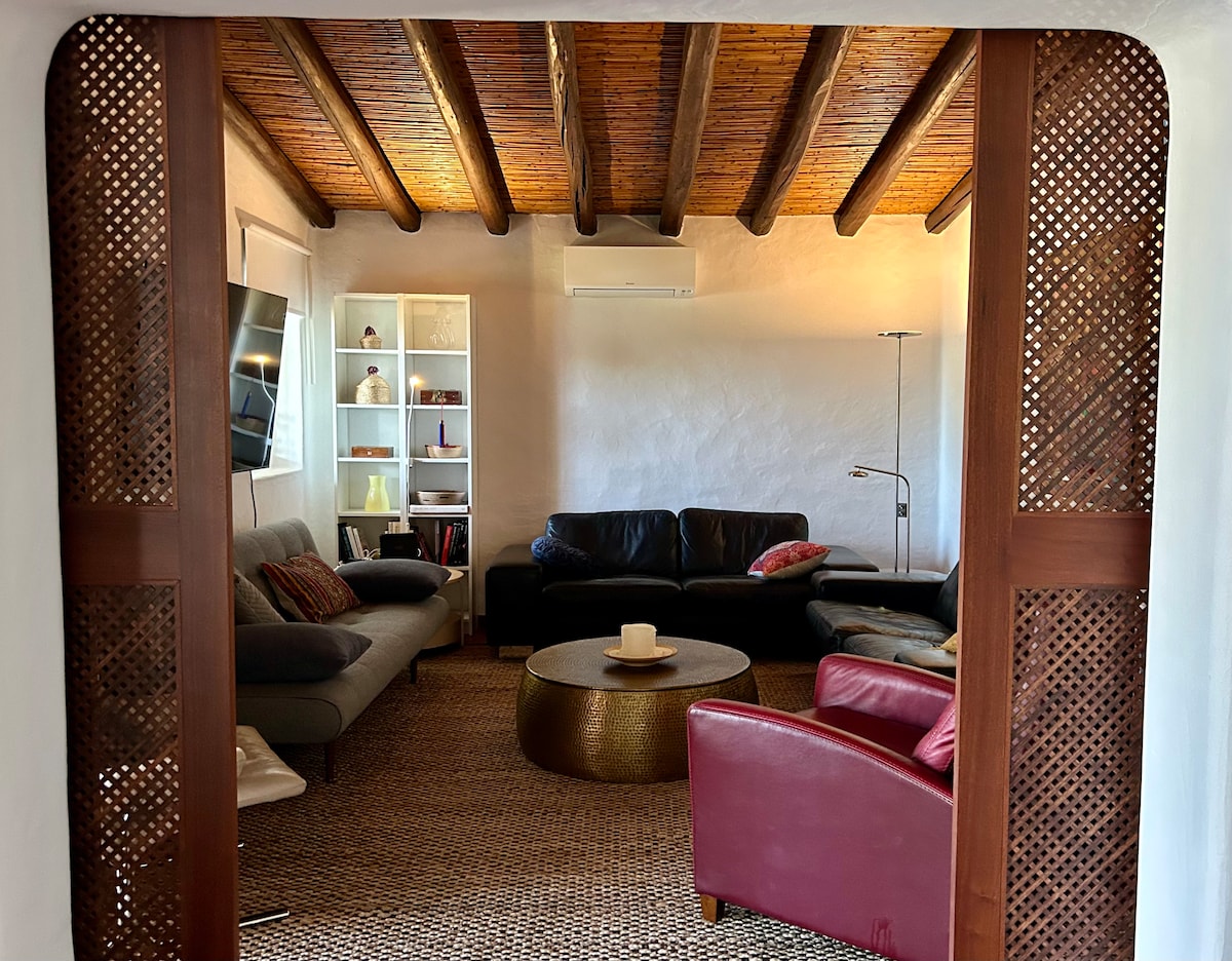 Airbnb em destaque: Perfect family & friends retreat with amazing pool em Moncarapacho