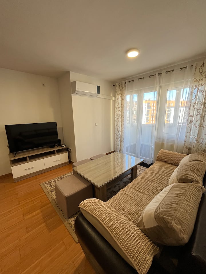 Spacious 3br Home · Free Parking · 5 Min Airport - Sarajevo