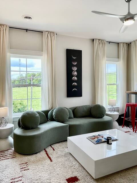 New luxury 2 bed: Bristol hospital, Eastman, ETSU