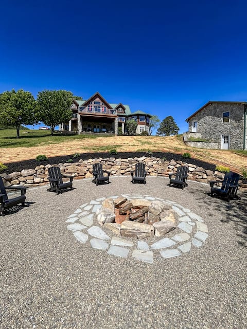 Great Lake Escape - Sleeps 10 - Allows 1 dog