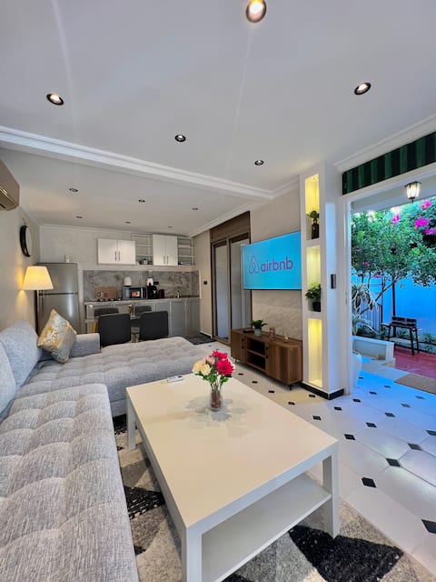 Luxury Sea-View Apartment with Jacuzzi in Rabat