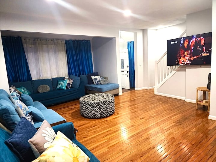 Orange Rm / 5 Mins Drive From Yale - New Haven, CT
