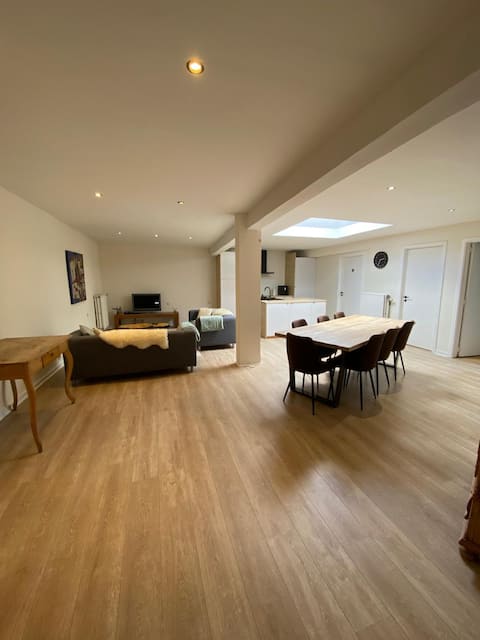 Quiet 6-person loft – Close to center – Family or construction site