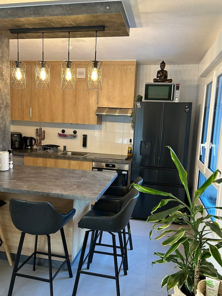 Chambre Privée à La Frontière - Saint-Julien-en-Genevois