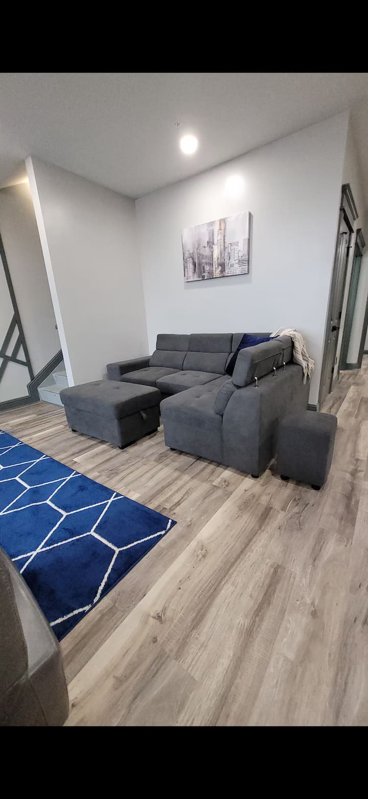 Lavish Downtown Rooftop Condo B Free Ev Charging - 엘리자베스타운