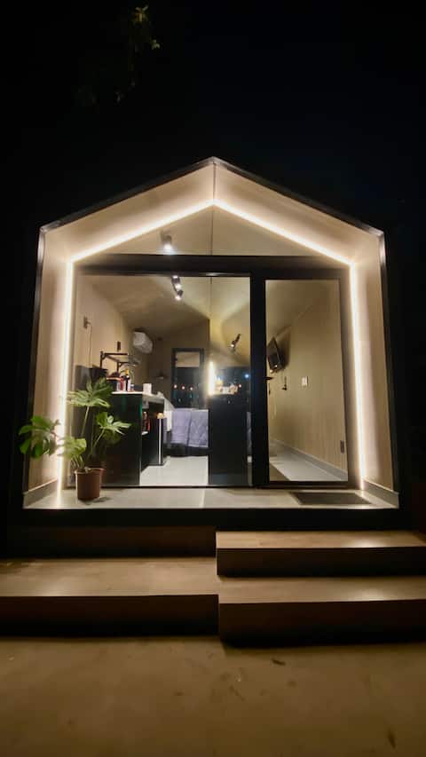 Our Cabin: Inside Goiânia, Uber, Ifood arrive
