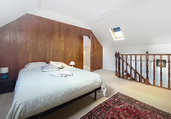 غرفة النوم 2