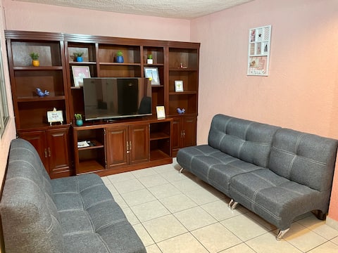 Popular Airbnb listing: Casa Rosa Quiet space designed for your rest in Toluca