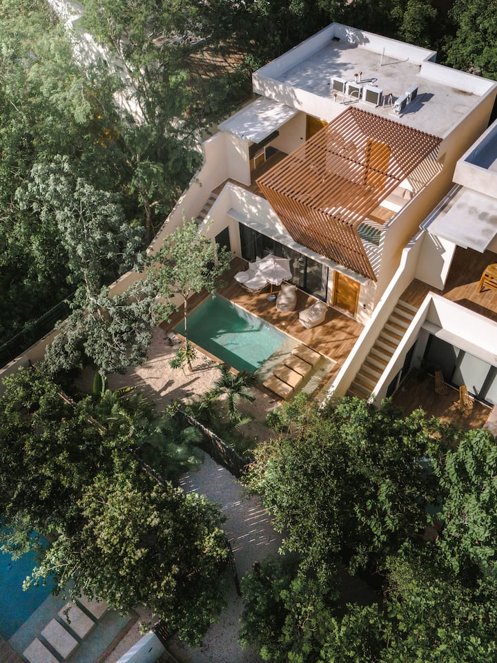 Bali | 4br Villa W/ Pool, Rooftop Jacuzzi & Bbq - Tulum