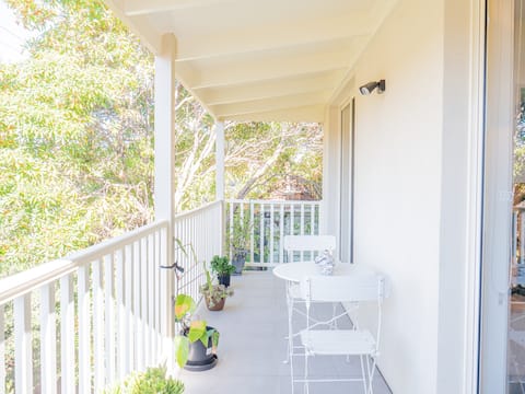 Prime Williamstown Location | Walk to Pier & Cafés