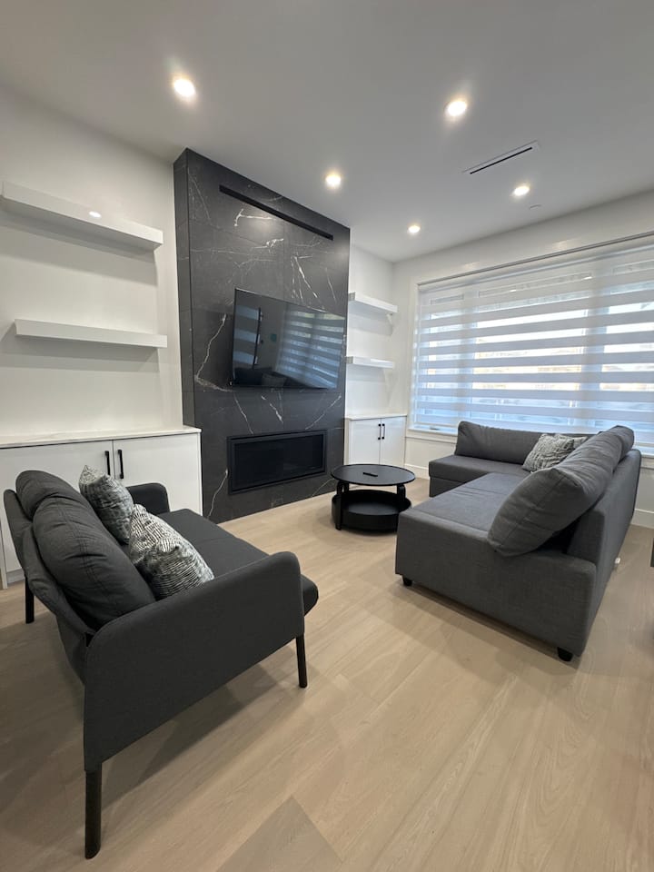 Cozy 2br, 2.5-bath Home In Vancouver Ac Available! - バンクーバー