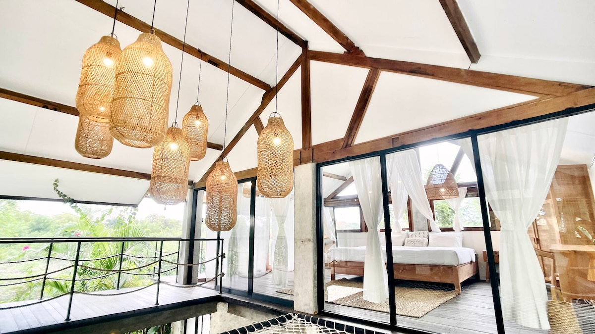 Villa in South Kuta · 2 bedrooms · 1 bed · 1 private bath，Airbnb 可比房源