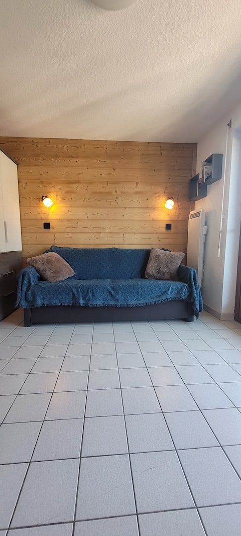 Popular Airbnb listing: Comfortable / cozy in Châtel 4 people + private garage in Châtel