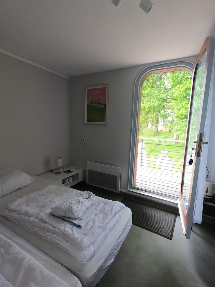 Chambre "Cabine" Sur L'eau - Lac des Settons