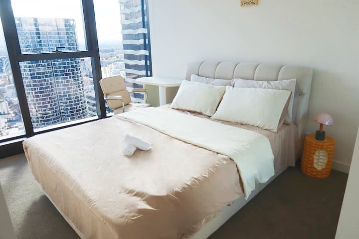 საძინებელი 1