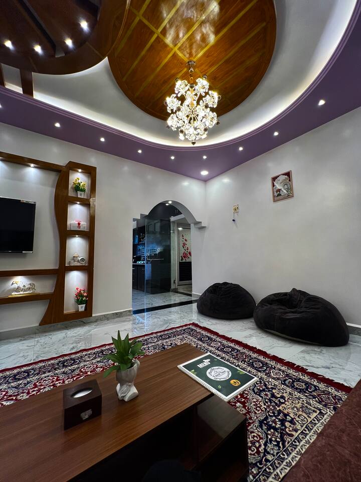 Living room image 11