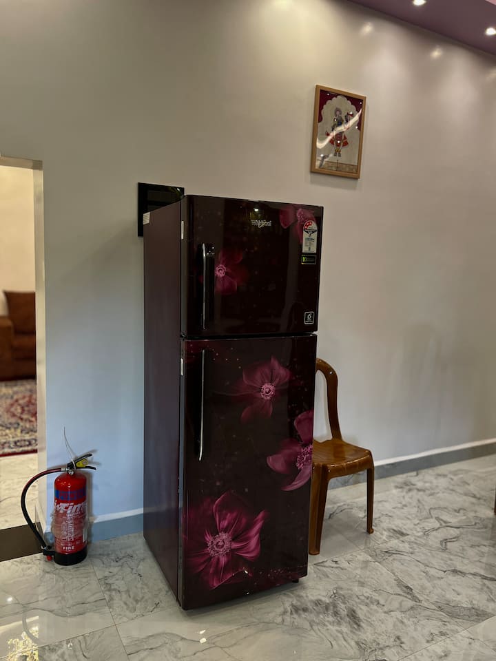 Full kitchen image 6