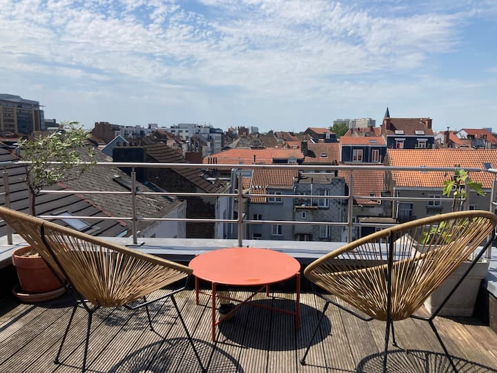 Bright And Sleek 2br Penthouse With Terrace - Saint-Gilles