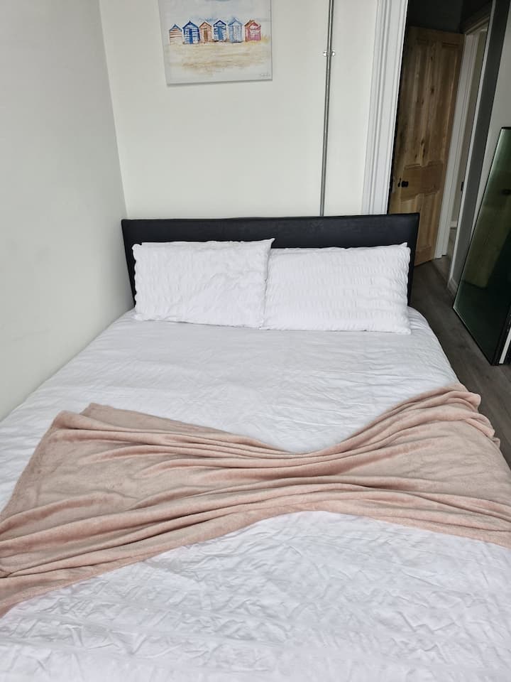 საძინებელი 3