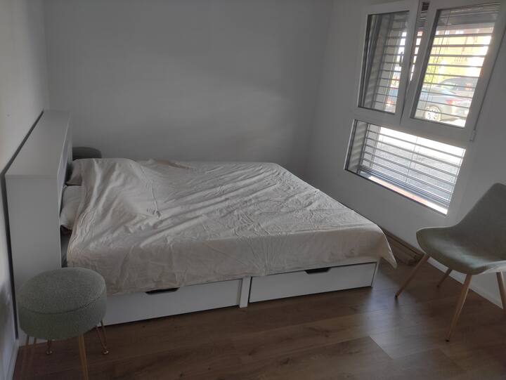 осветлено 180 x 200 см