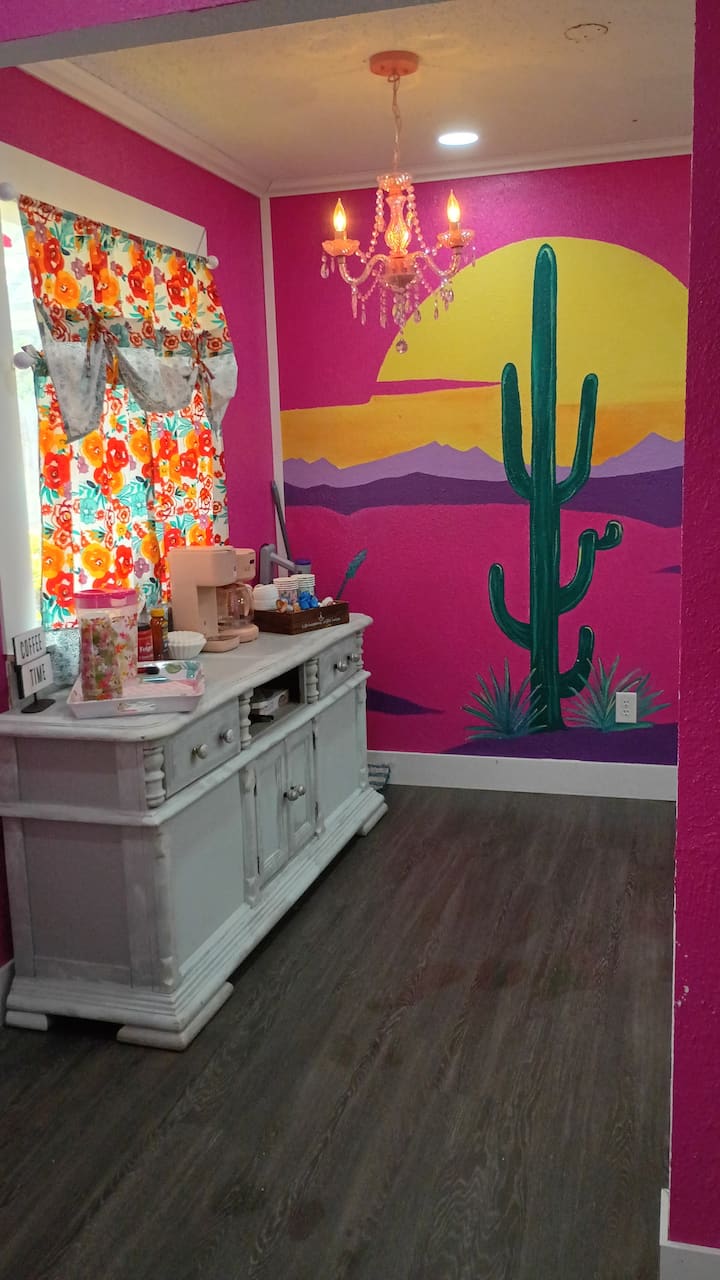 The Pink Cactus - ラボック, TX