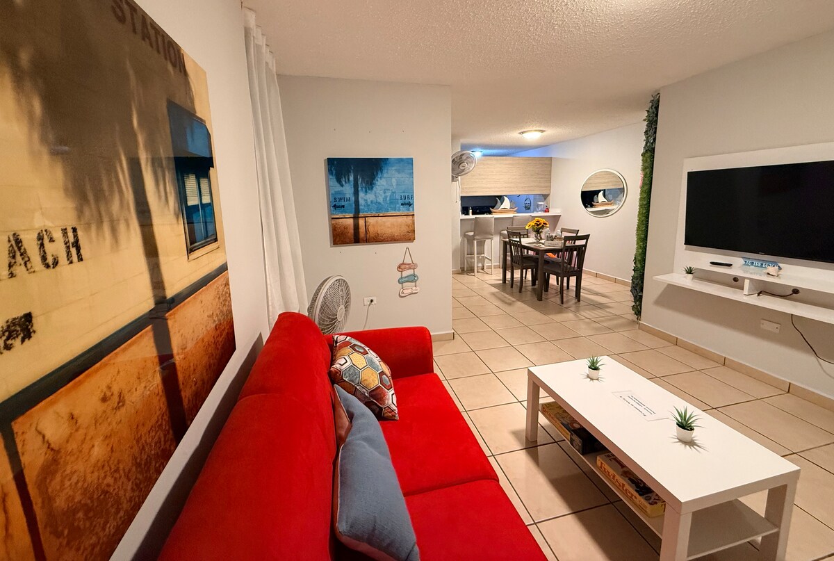 Popular Airbnb listing: Rainforest by the Sea (El Yunque)Condo in Río Grande