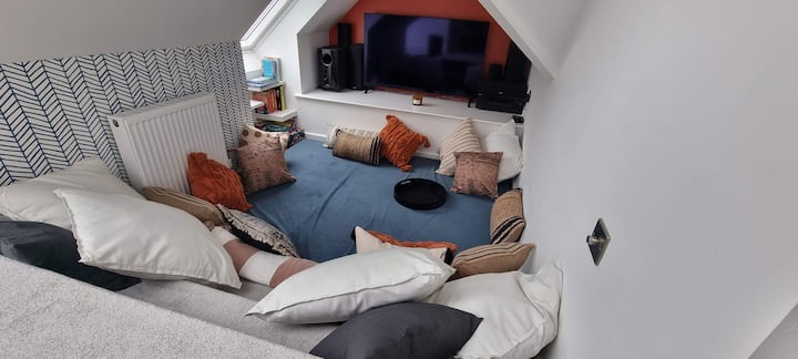 Azure By The Sea – 5 Bed Southbourne Beach House - Bournemouth