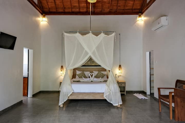1 Br Villa With Jungle View - Indonesia