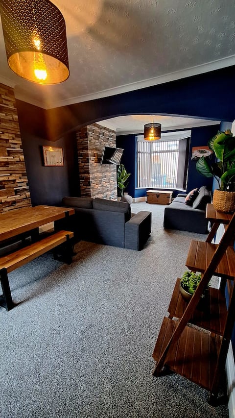 Beautiful 2 Bed-Up to 4 people-House Hull Siemens