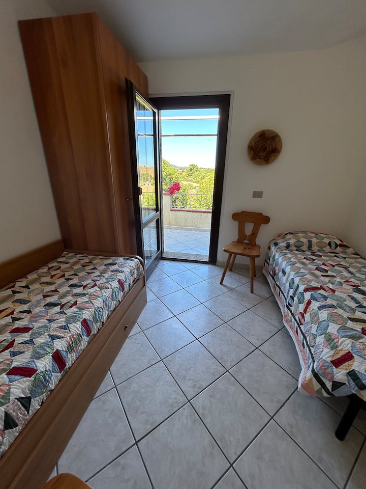 غرفة النوم 2