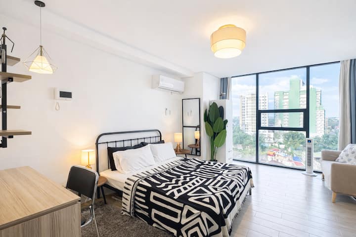 Spacious Studio, Fast Wifi For Nomads, Central Loc - Cebu