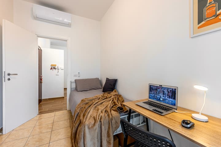 Oddelené izby: každý má svoj vlastný priestor, každý je pokojnejší.