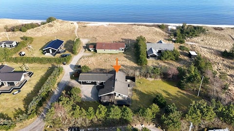Coastal cottage charm near lovely Sæby