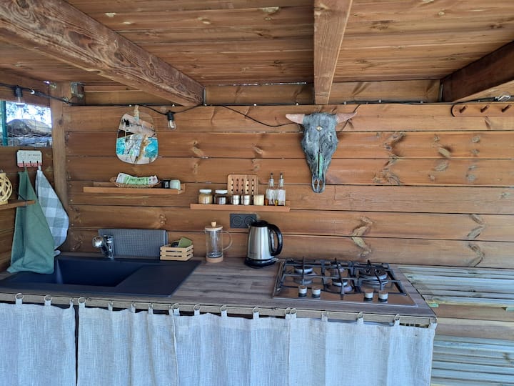 Cabane Dans L’olivier - Forêt de Bonifatu