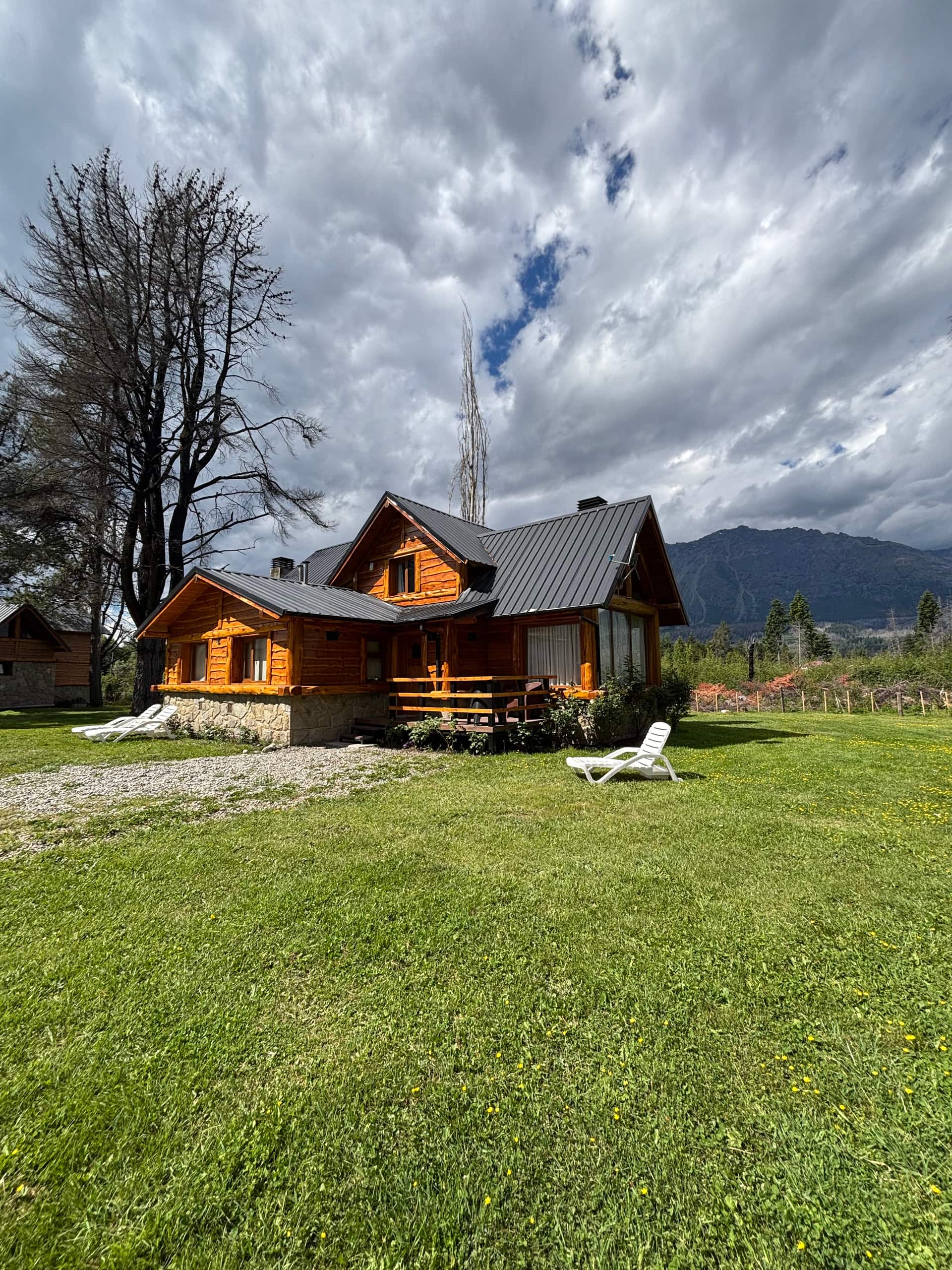 Luxury cabin on Route 40