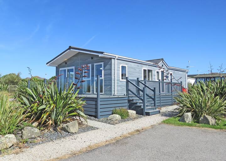 Superior Lodge 2 Bed - Sennen Cove