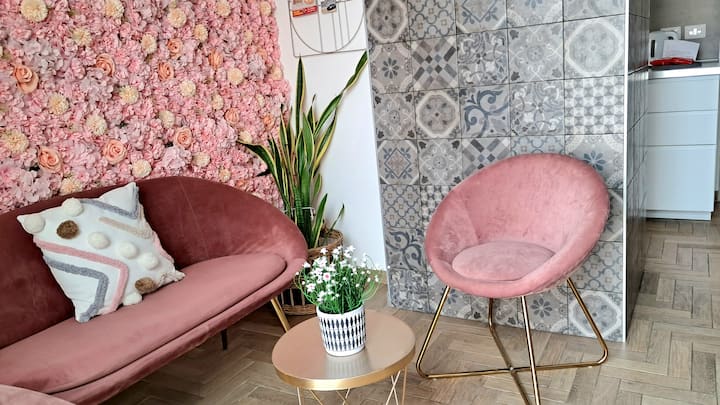 Bright 2br Home • Near Metro • Sleeps 4 - Oltremar - Catania