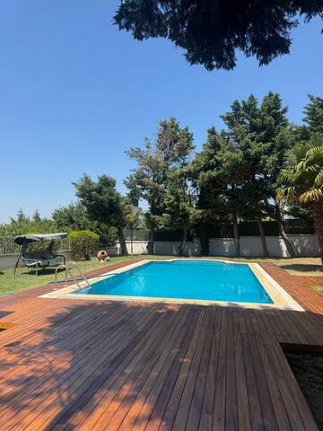 Beylikdüzü’nde Havuzlu Villa gallery image 4