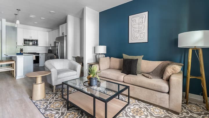 Landing | Stylish 1bd, Pool, Courtyard - Jacksonville, FL
