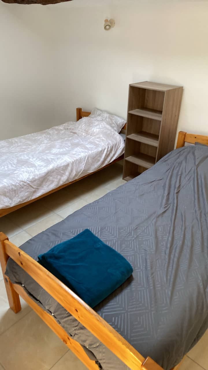 Dhomë gjumi 1