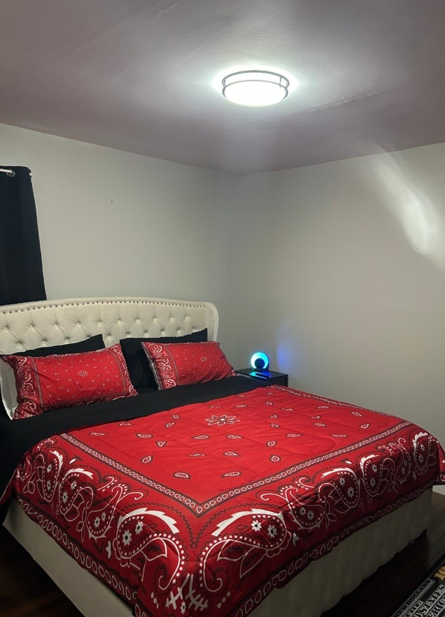 غرفة النوم 1