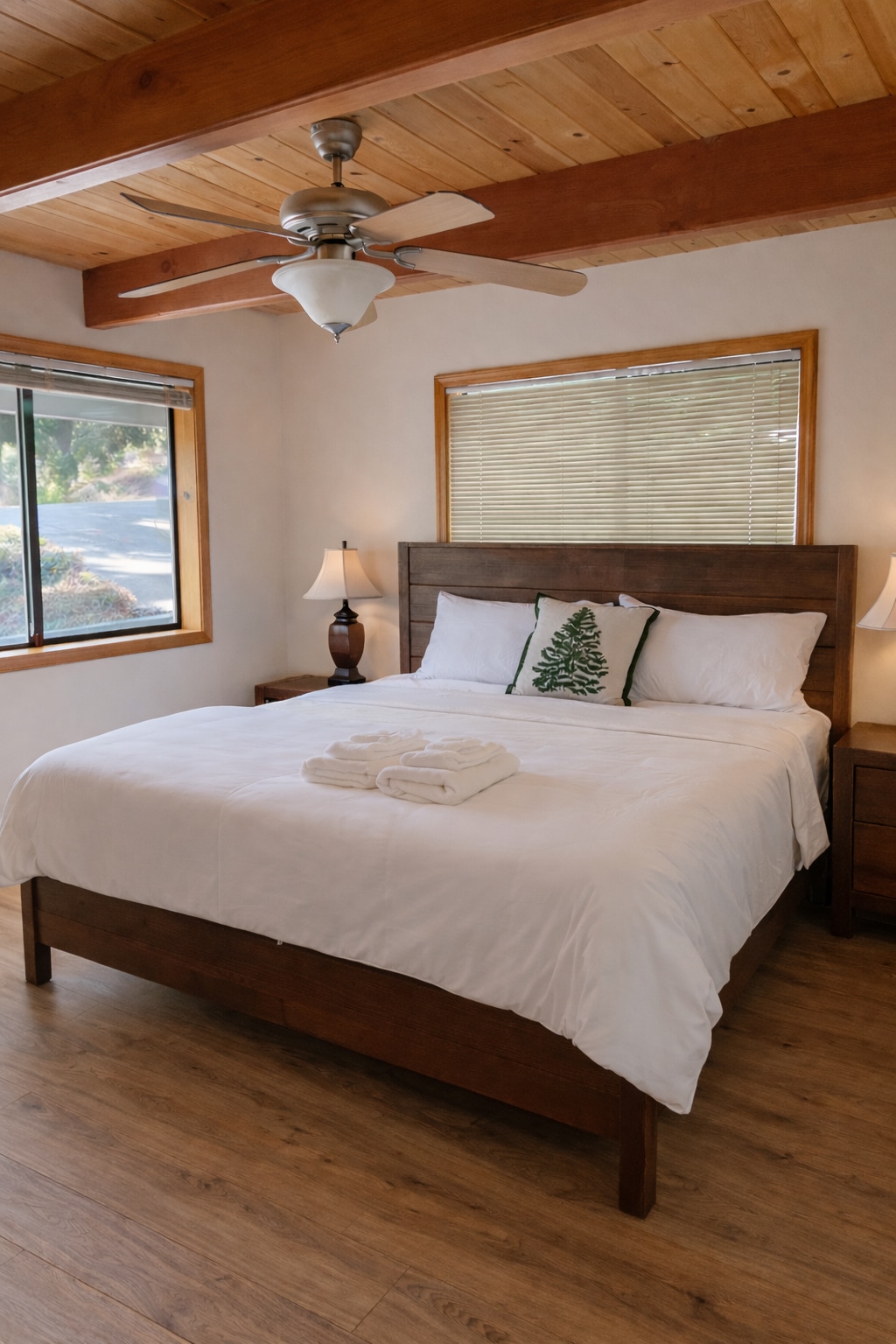 მყუდრო საძინებელი საწოლით king size…