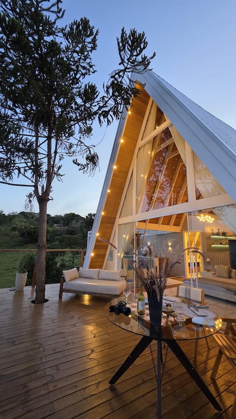 Sossego Blanc Luxury Cabin in Southern Minas Gerais