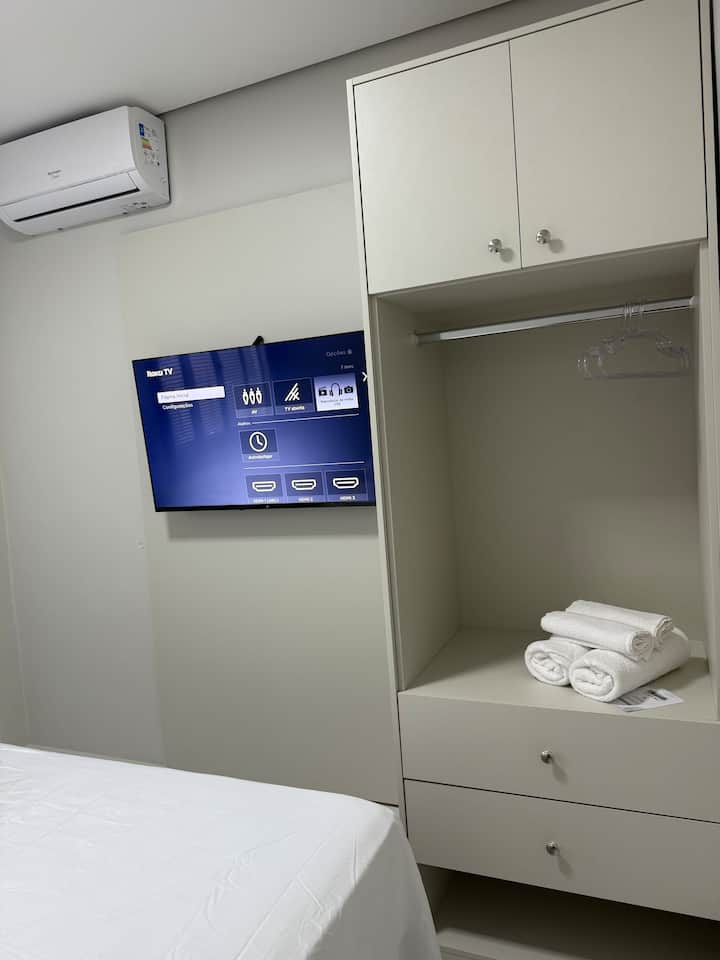 TV Multilaser 43 palcov 